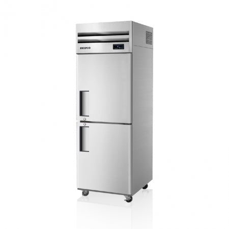 SFT25 - 2 Reach - In (Fridge / Freezer)